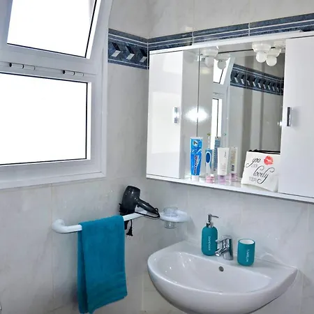 - Costa Calma, 3 Bedrooms Near Apartment